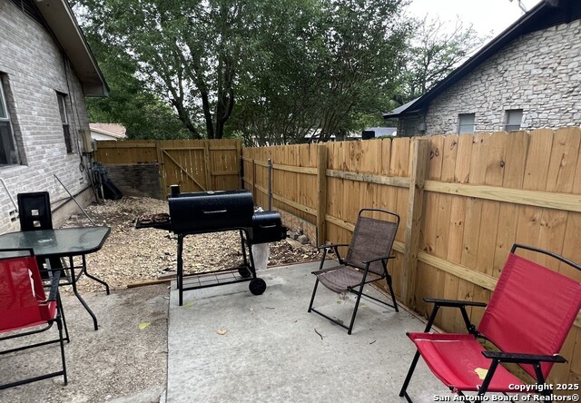 Image 15 of 15 For 6011 Forest Rdg