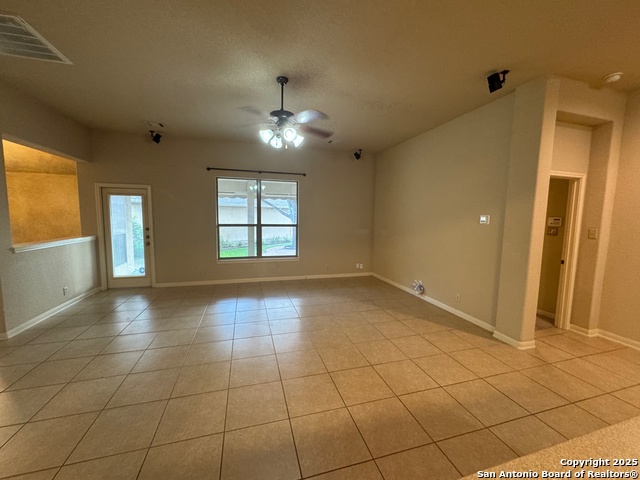 Image 8 of 28 For 450 Flippin Estates