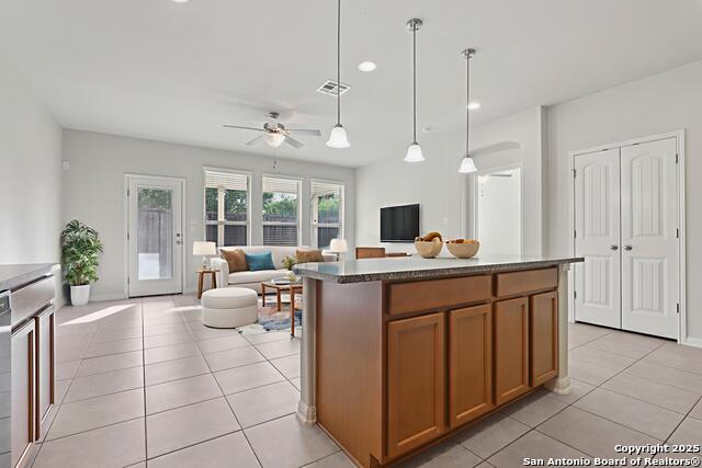 Image 15 of 38 For 112 Grand Vista