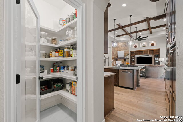 Image 14 of 41 For 157 Fair Springs