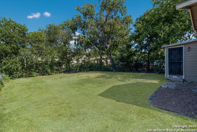 Image 19 of 22 For 443 34th St Sw