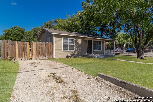 Image 4 of 22 For 443 34th St Sw