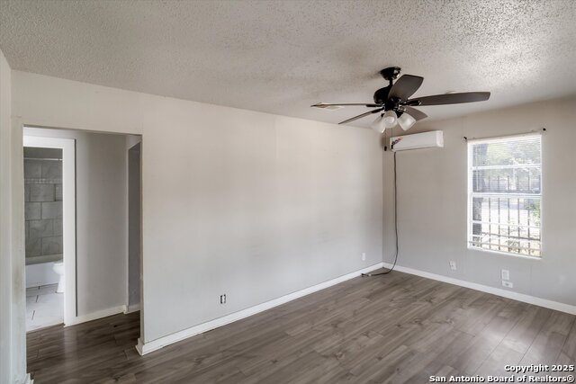 Image 5 of 22 For 443 34th St Sw