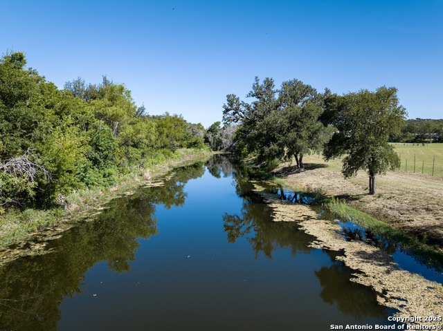 Listing photo id 8 for 530 Westway Dr