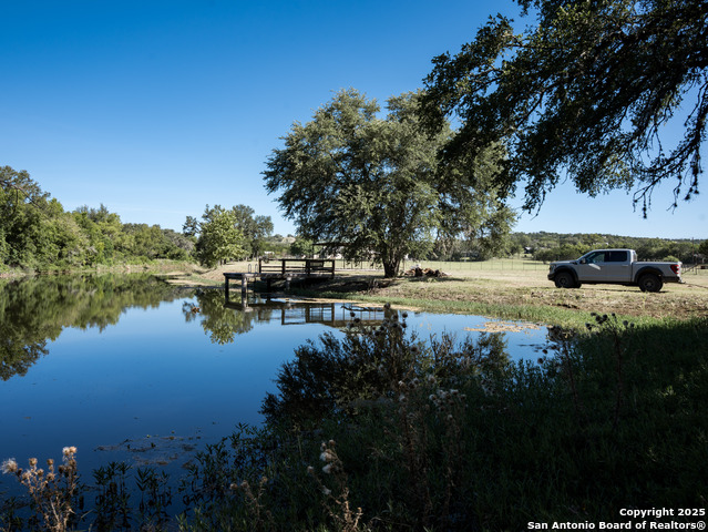 Listing photo id 0 for 530 Westway Dr