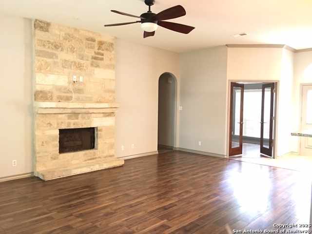 Image 6 of 23 For 15034 Oak Briar