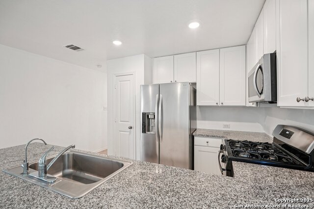 Image 10 of 32 For 14010 Silos Meadows