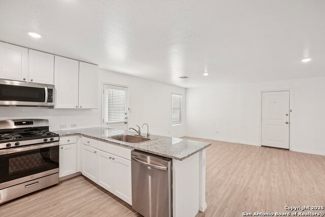 Image 12 of 32 For 14010 Silos Meadows