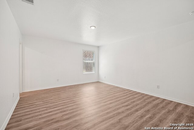 Image 18 of 32 For 14010 Silos Meadows