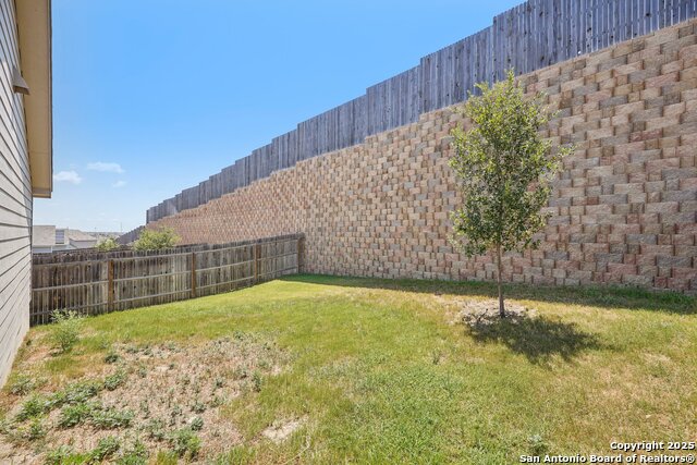 Image 22 of 32 For 14010 Silos Meadows