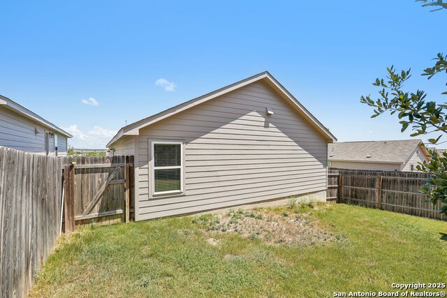 Image 23 of 32 For 14010 Silos Meadows