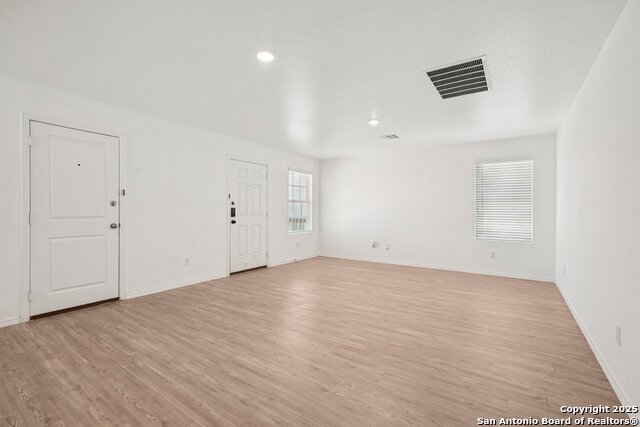 Image 4 of 32 For 14010 Silos Meadows