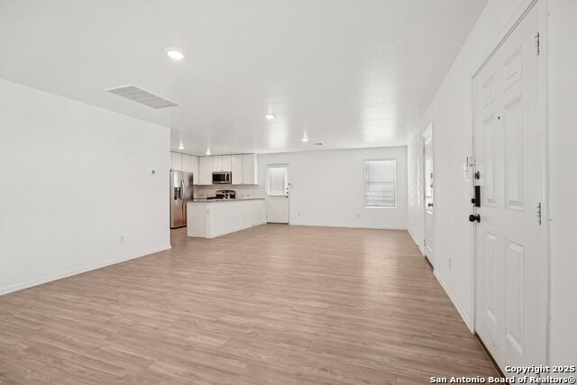 Image 5 of 32 For 14010 Silos Meadows