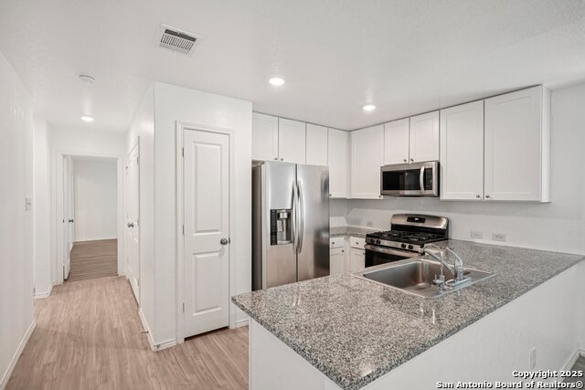 Image 9 of 32 For 14010 Silos Meadows