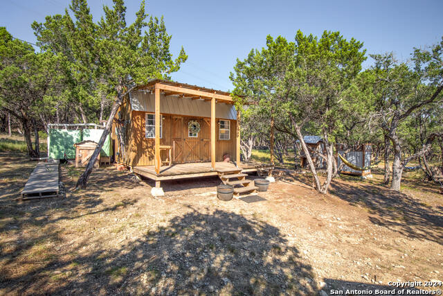 Image 19 of 30 For 779 Red Bluff