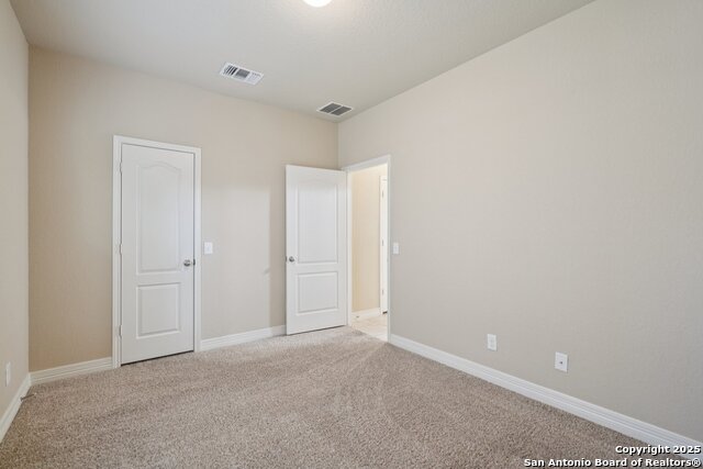 Image 18 of 37 For 10750 Gentle Fox Bay