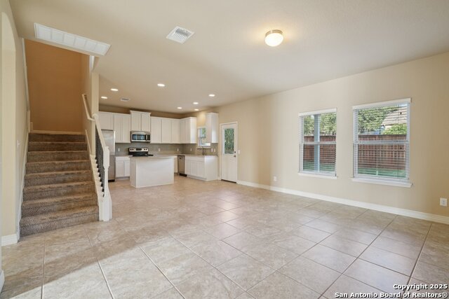 Image 9 of 37 For 10750 Gentle Fox Bay