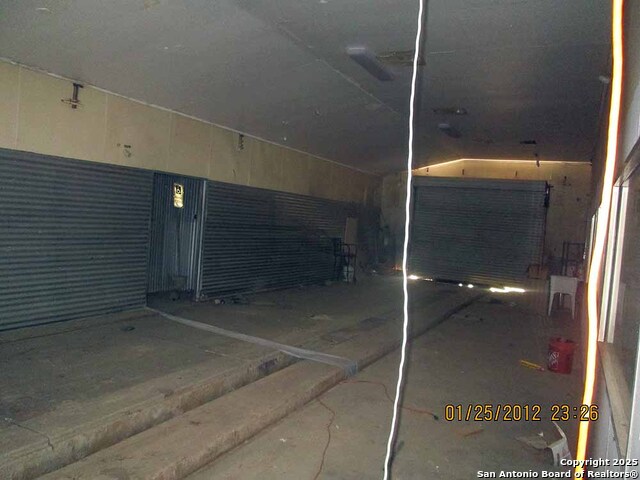 Listing photo id 7 for 1526 Pat Booker