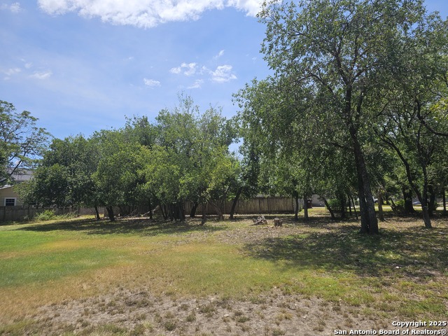 Listing photo id 3 for 7312 Linkmeadow