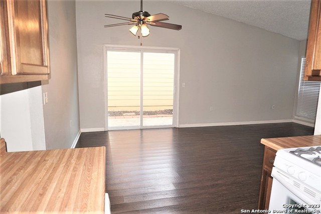 Image 11 of 19 For 5531 Rangeland