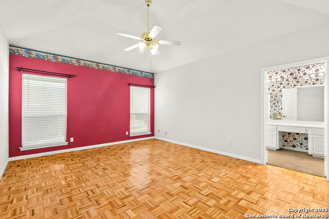 Listing photo id 17 for 141 Oak Knoll