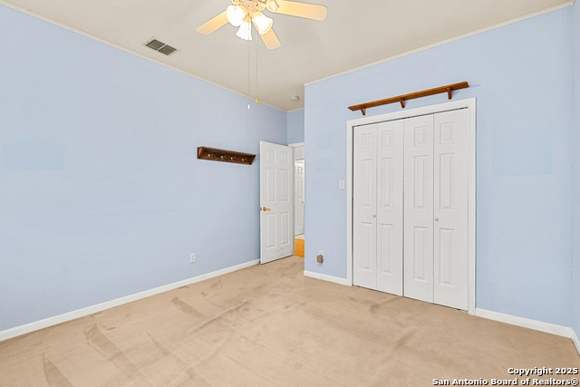 Listing photo id 27 for 141 Oak Knoll