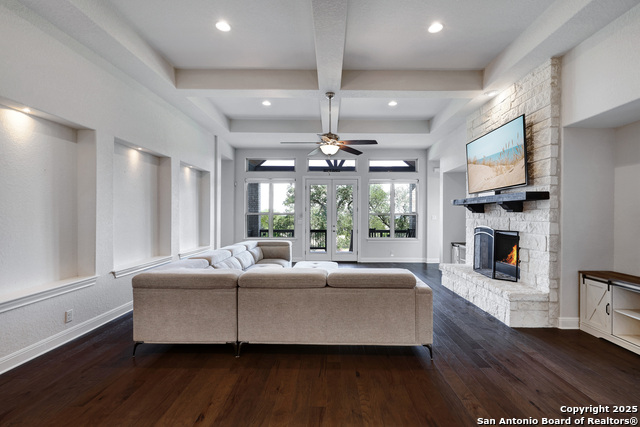 Image 18 of 38 For 621 Oldenburg