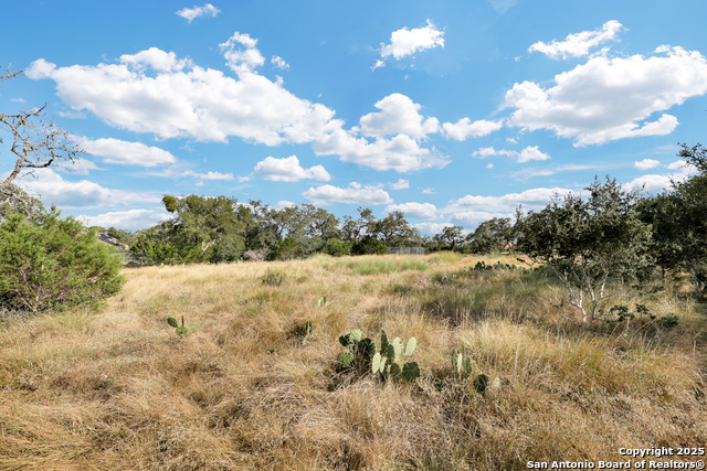 Image 37 of 38 For 621 Oldenburg