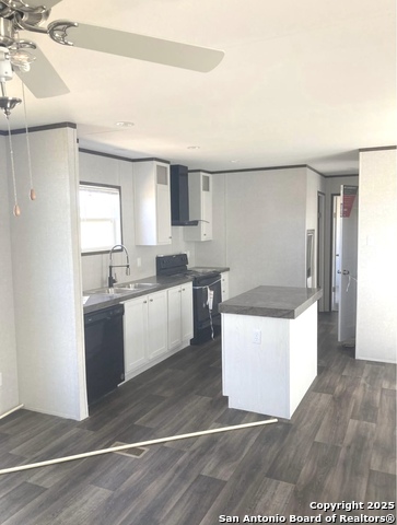 Details for 181 Sunny Loop, La Vernia, TX 78121