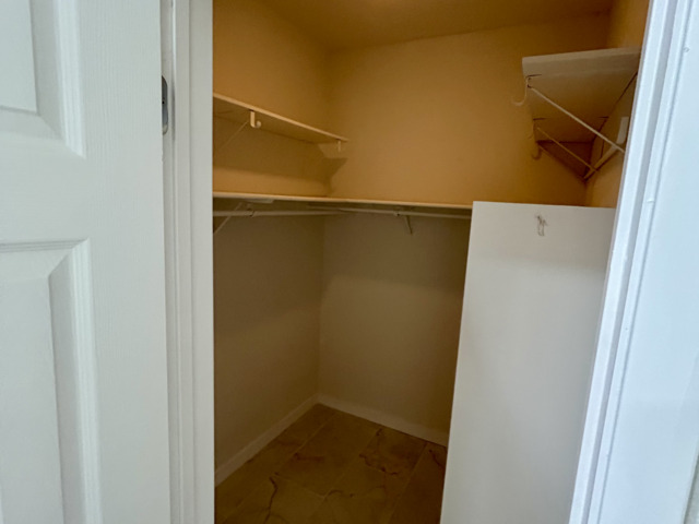 Listing photo id 19 for 9115 Autumn Skies