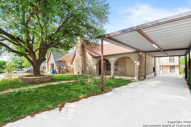Details for 1519 Schley Ave  2, San Antonio, TX 78210