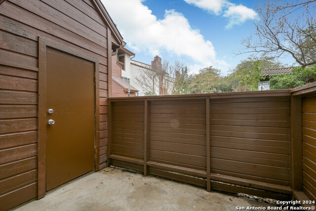 Image 14 of 16 For 10527 Perrin Beitel Rd A112