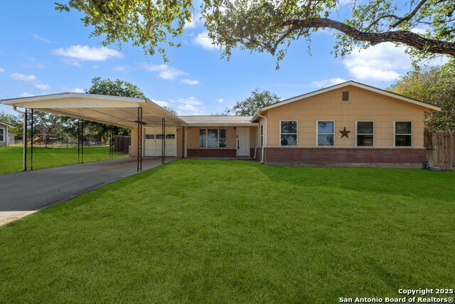 Details for 1400 Windy Knoll, Devine, TX 78016