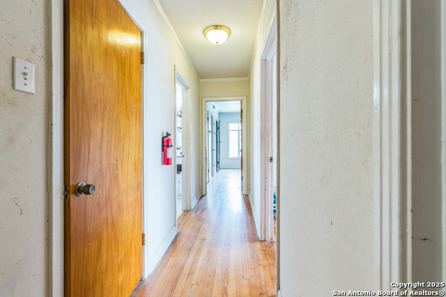 Image 21 of 30 For 2362 Gramercy Pl. W