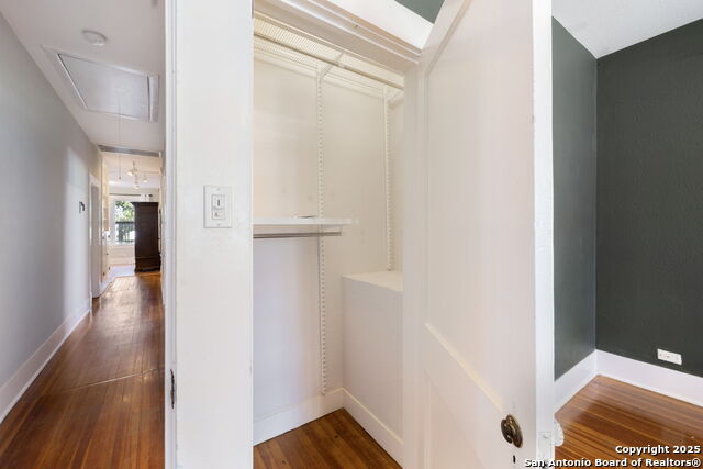 Image 22 of 35 For 1015 Gramercy W