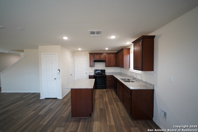 Image 10 of 20 For 743 Retama Pass