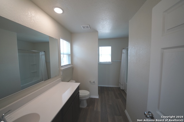 Image 13 of 20 For 743 Retama Pass