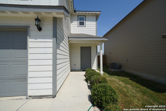 Image 4 of 20 For 743 Retama Pass