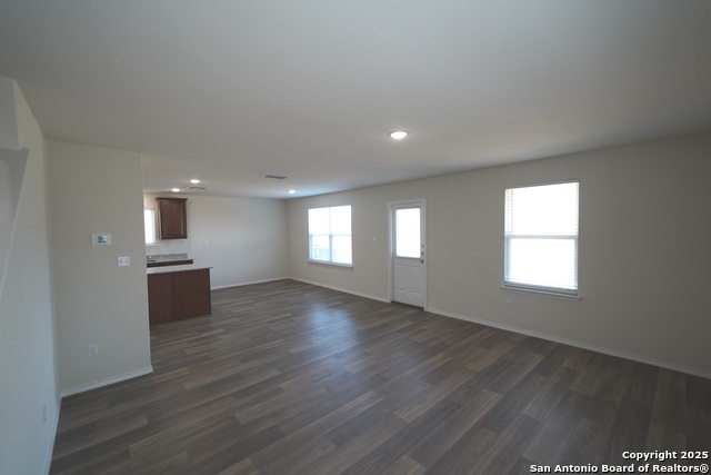 Image 6 of 20 For 743 Retama Pass