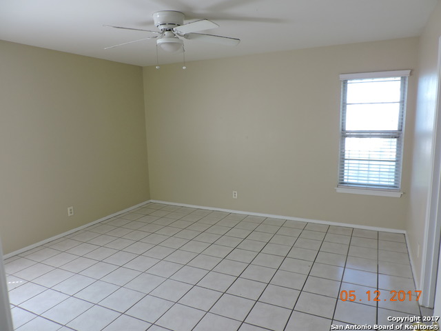 Image 11 of 19 For 5319 Fair Ridge Dr