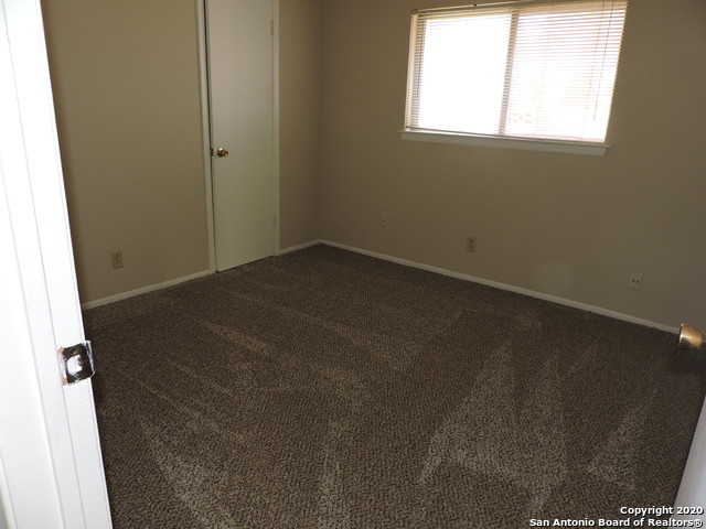 Image 9 of 13 For 1218 Saint Lawrence St