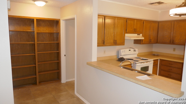 Image 4 of 13 For 8703 Welles Harbor Cir