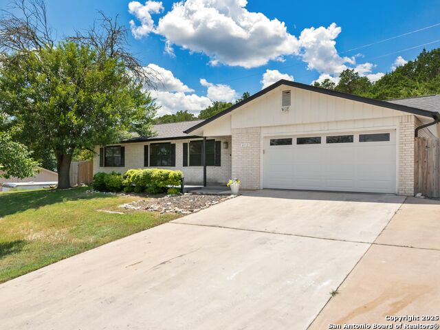 Details for 412 Earl Dr S, Kerrville, TX 78028