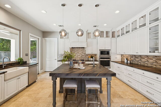 Image 13 of 50 For 836 Canterbury Hill