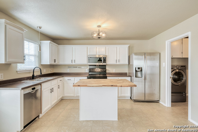 Image 10 of 32 For 8814 Canvas Back