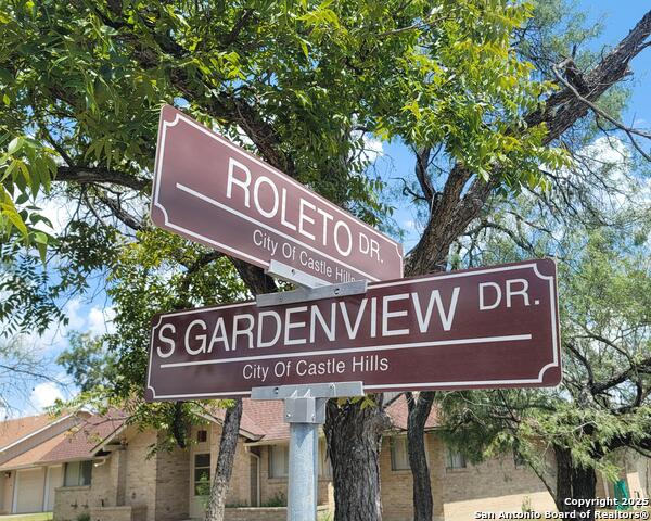 Image 3 of 12 For 118 Gardenview S