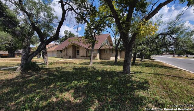 Image 7 of 12 For 118 Gardenview S