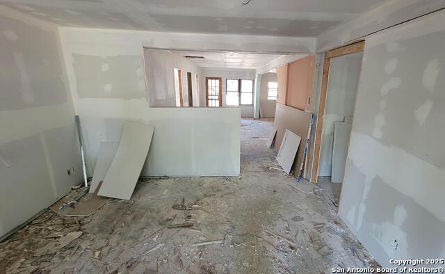 Image 8 of 15 For 814 Vermont