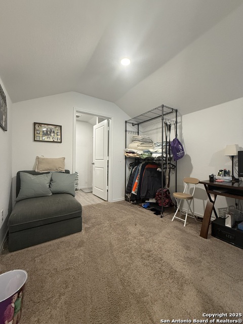 Image 15 of 22 For 7161 Elm Cv