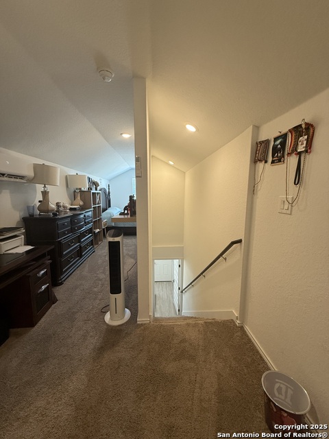 Image 16 of 22 For 7161 Elm Cv